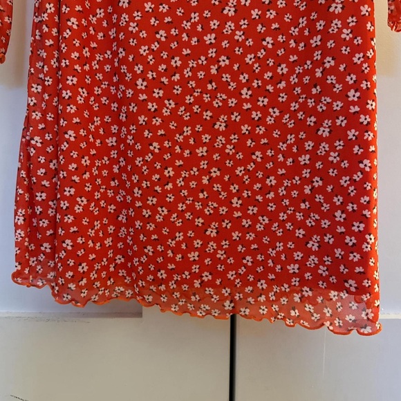 Cute HM Valentines dress size small 🌹 - Picture 5 of 8